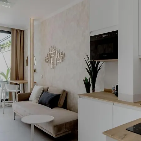 Atico C/ Adriano_catedral. セビリア